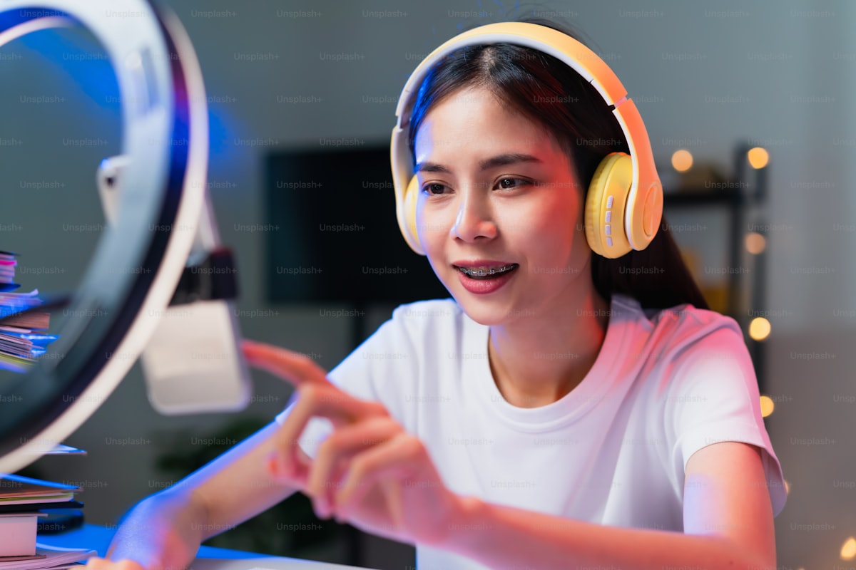 Sound Cloud or Spotify and more Sound Cloud or Spotify and more